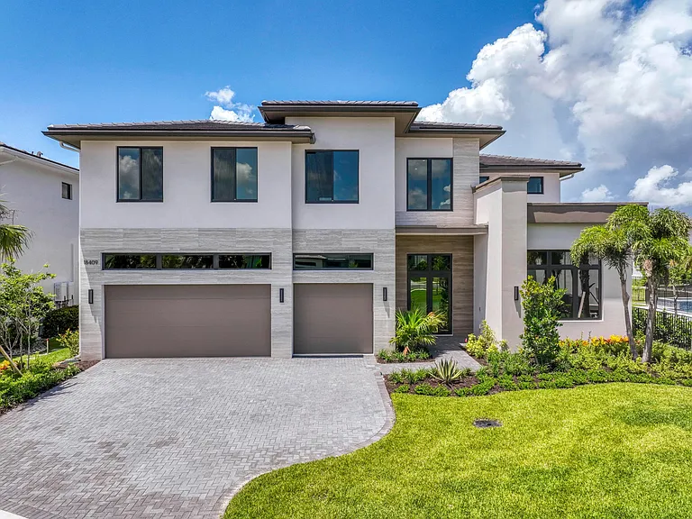 18409 Symphony Court, Jupiter, FL